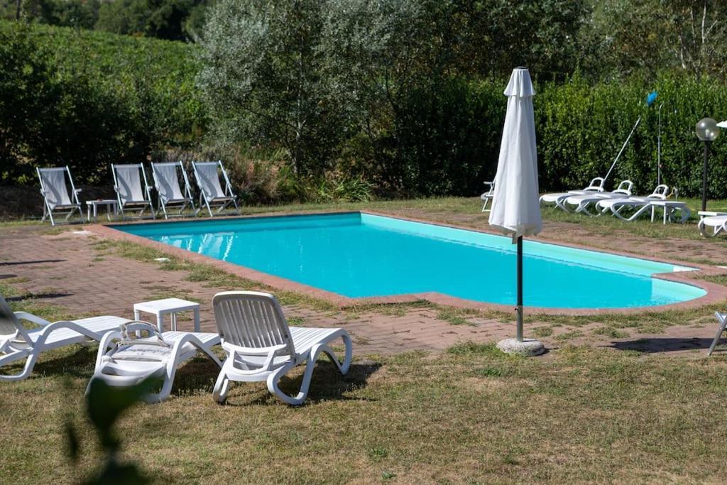 הוילה גרבה אין קיאנטי Fienile Panoramico Nel Chianti מראה חיצוני תמונה